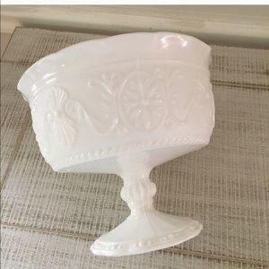 Pedestal Milk glass bowl